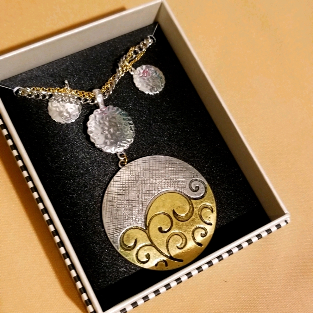 Jewelry set